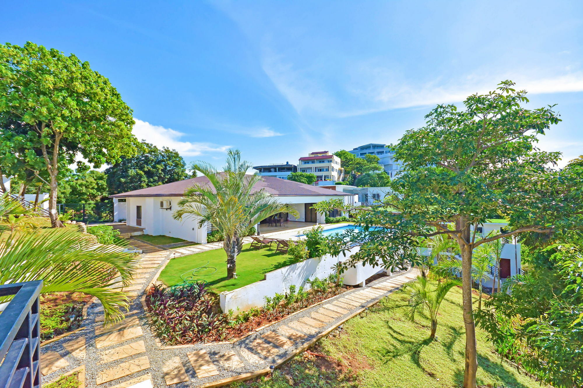 One Hagdan Villas Yapak Экстерьер фото